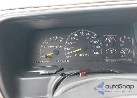 1999 Chevrolet Tahoe Lt z USA, uszkodzony, nr VIN 1GNEC13RXXJ303585